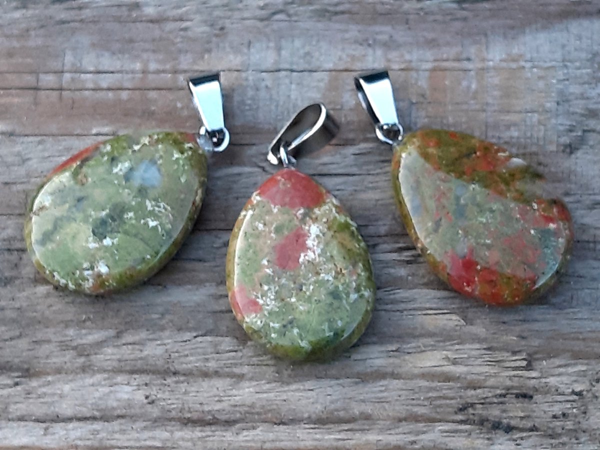 Edelsteen Unakiet druppel hanger